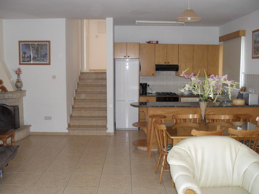 Villa Theodora Paphos Habitación foto